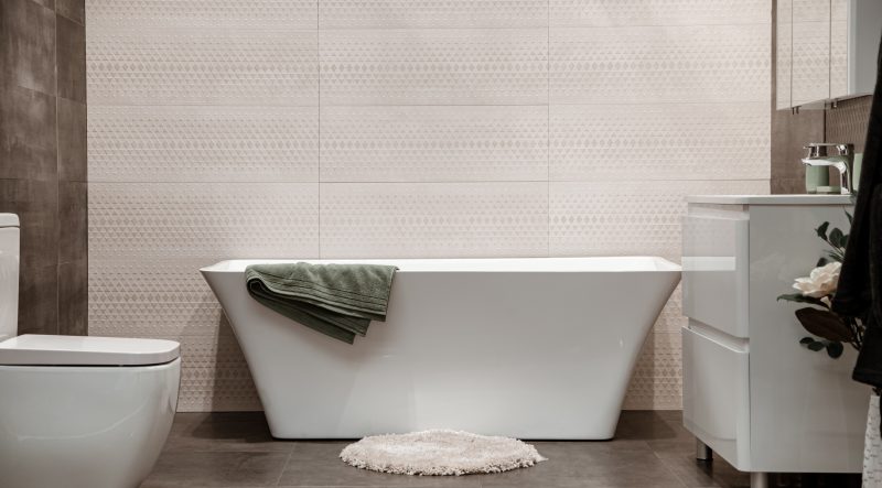 ¿Cuál es el precio de reforma de un baño pequeño?