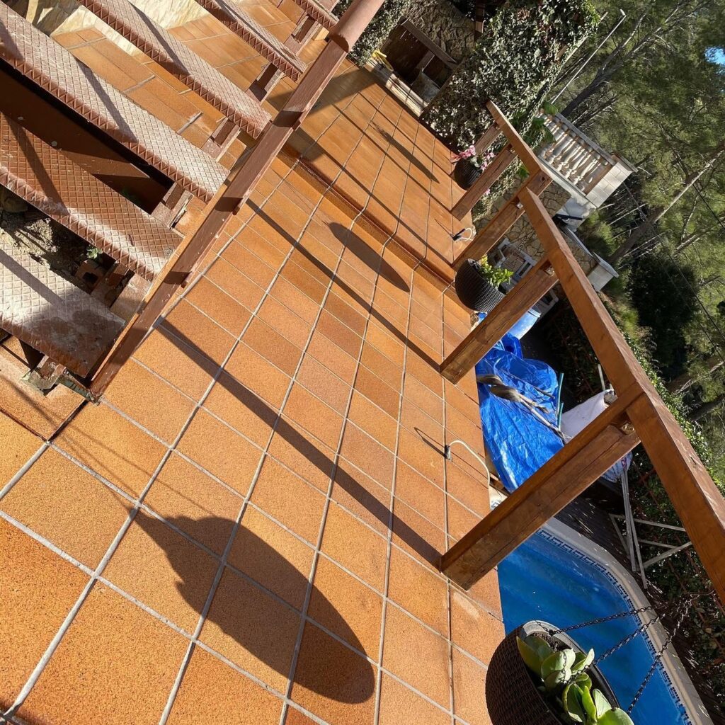 El objetivo del cliente era claro: renovar su zona exterior para convertirla en el escenario de grandes momentos.